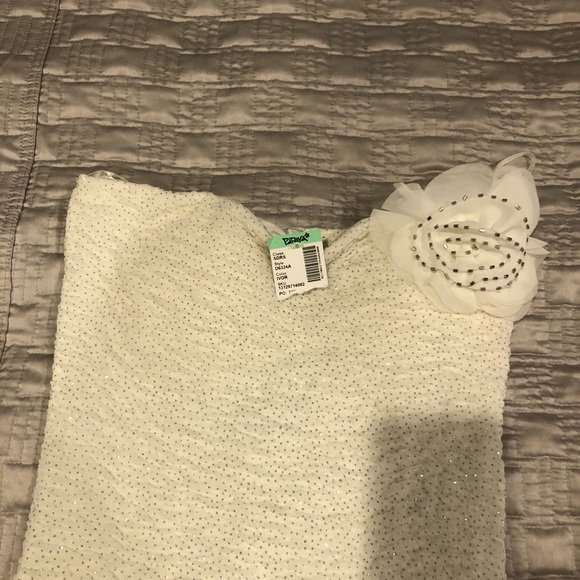 WHITE SPARKLY FLOWER DRESS - Picture 4 of 6